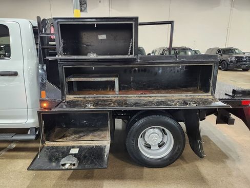 Used 2024 RAM 3500 Tradesman image 51