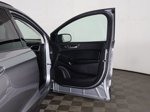 Used 2022 Ford Edge SE AWD/4WD image 17