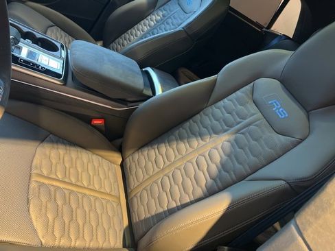 New 2026 Audi RS Q8 performance image 8