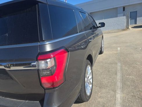 Used 2018 Ford Expedition Limited w/ Equipment Group 302A image 8