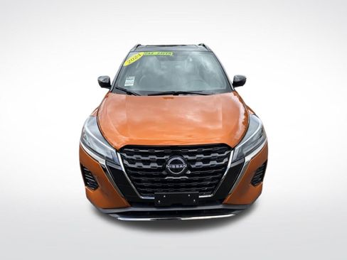 Used 2024 Nissan Kicks SR FWD image 8