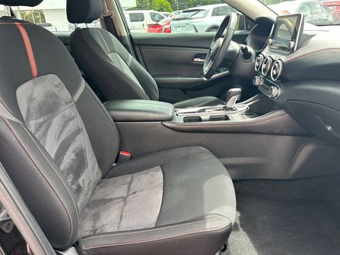 Used 2022 Nissan Sentra SR w/ Midnight Edition FWD image 14