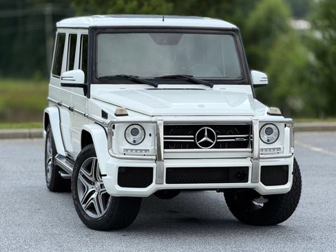 Used 2015 Mercedes-Benz G 63 AMG 4MATIC image 4