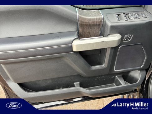 Used 2021 Ford F250 Lariat image 13