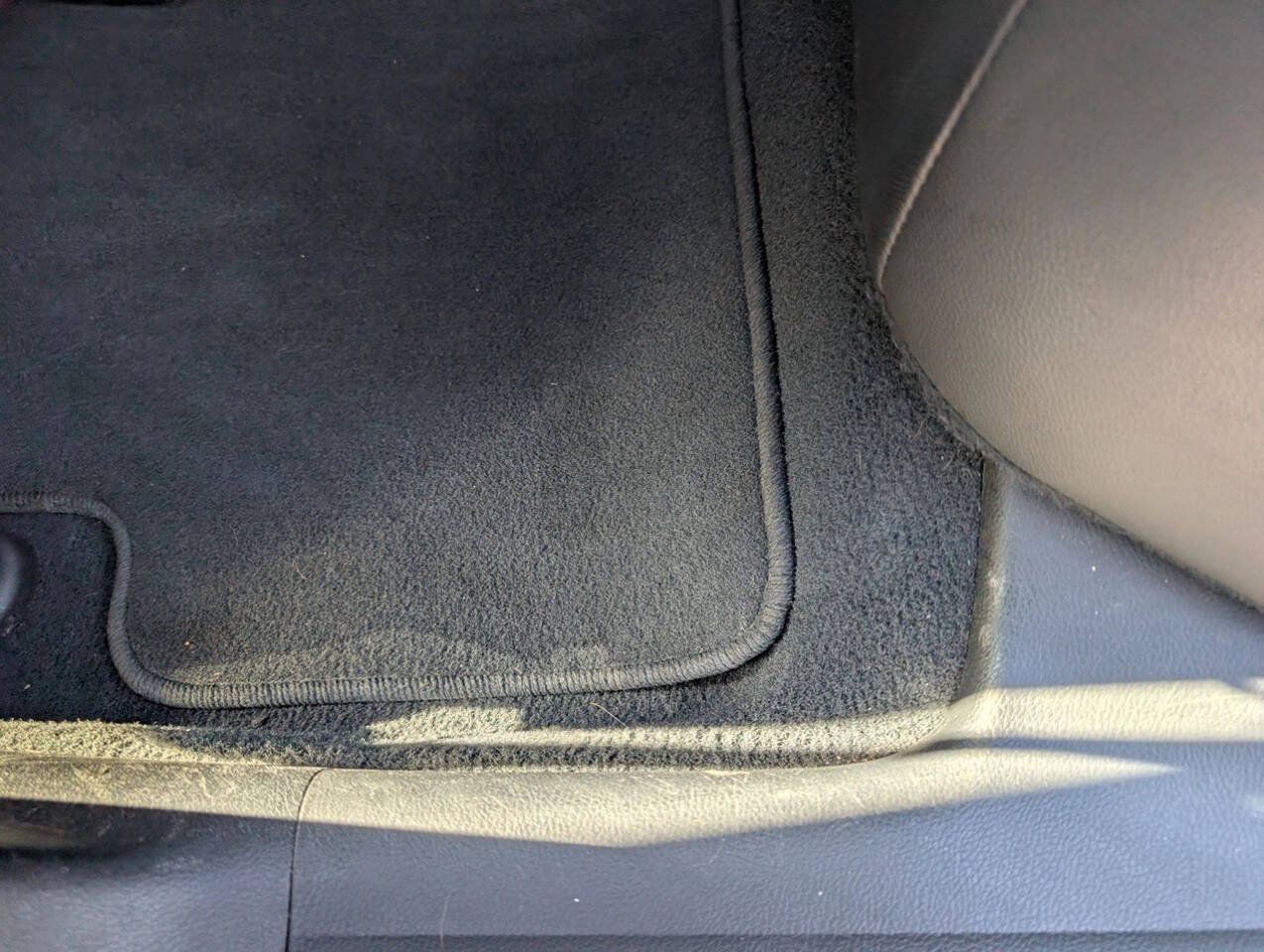 Used 2012 Honda Accord EX-L image 30