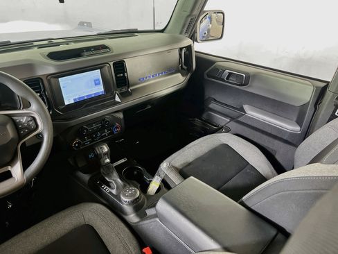 Used 2023 Ford Bronco 4-Door AWD/4WD image 21
