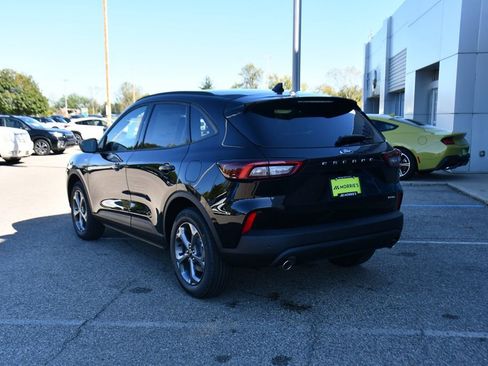 Used 2026 Ford Escape ST-Line AWD/4WD image 4