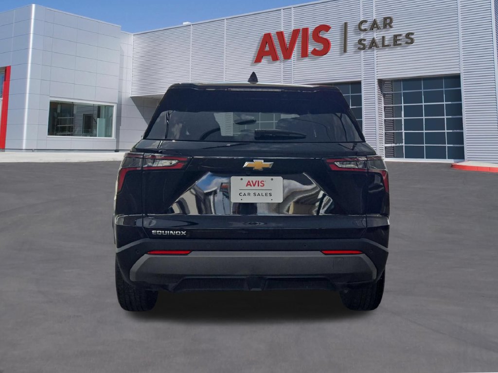 Used 2026 Chevrolet Equinox LT FWD image 7