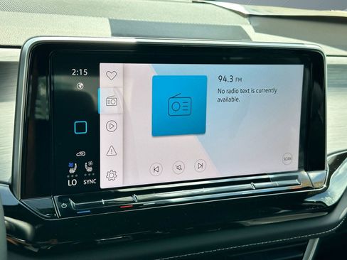 New 2026 Volkswagen Atlas Cross Sport SE image 24