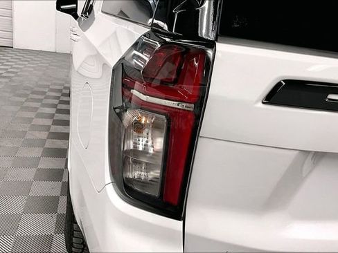 Used 2023 Chevrolet Suburban Z71 w/ Z71 Off-Road Package image 33