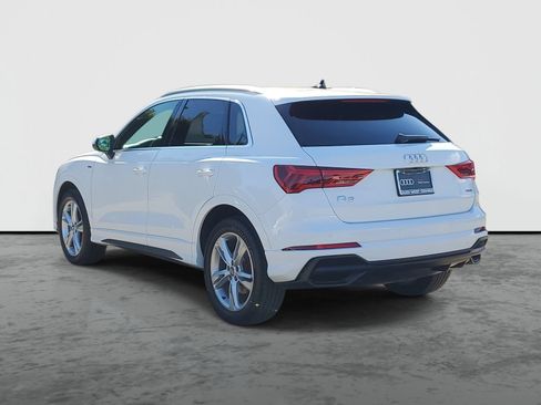Used 2020 Audi Q3 2.0T Premium Plus w/ Premium Plus Package AWD/4WD image 3