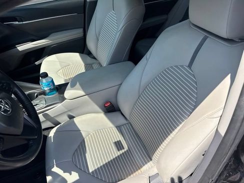 Certified 2021 Toyota Camry SE FWD image 16