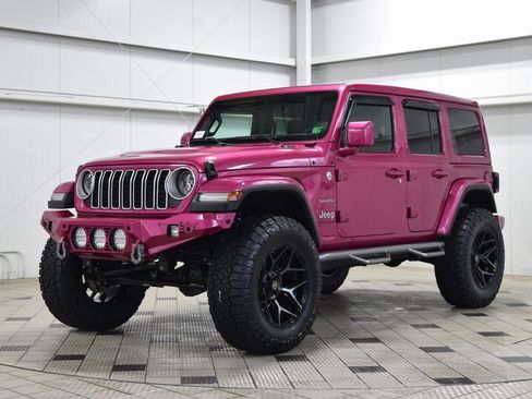 Used 2024 Jeep Wrangler Sahara w/ Technology Group image 3