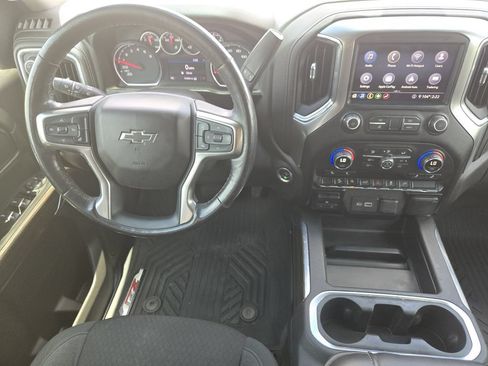 Used 2020 Chevrolet Silverado 1500 LT Trail Boss AWD/4WD image 34