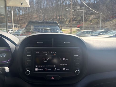 Used 2025 Kia Soul LX w/ LX Technology Package image 20