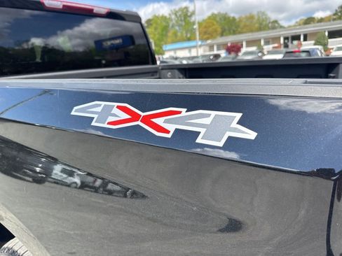 Used 2024 Chevrolet Silverado 1500 Custom image 29