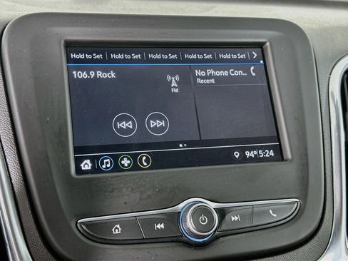 Used 2019 Chevrolet Equinox LS FWD image 19