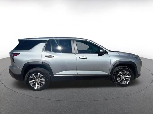 Used 2025 Chevrolet Equinox LT image 16