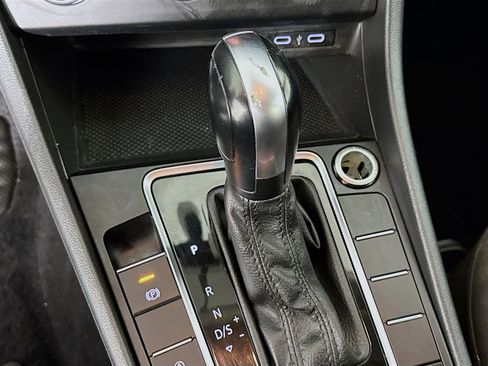 Used 2021 Volkswagen Jetta S w/ Driver Assistance Package image 19