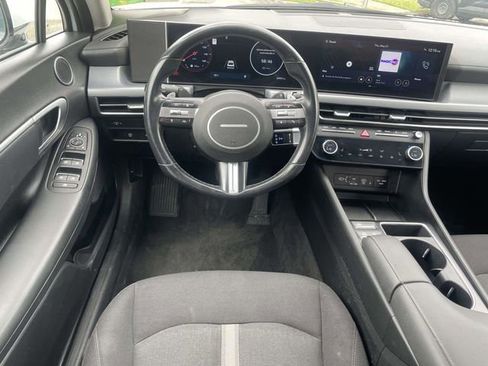 Used 2024 Hyundai Sonata SEL w/ Convenience Package FWD image 9