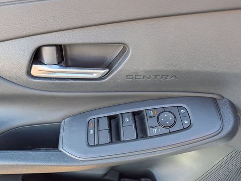 New 2026 Nissan Sentra SV w/ SV Convenience Package FWD image 11