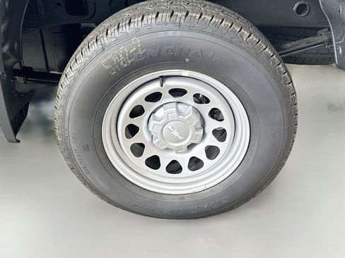 New 2025 Chevrolet Silverado 1500 W/T image 29