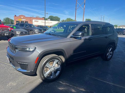 Used 2021 Jeep Grand Cherokee L Limited w/ Trailer Tow Group (B) AWD/4WD image 4