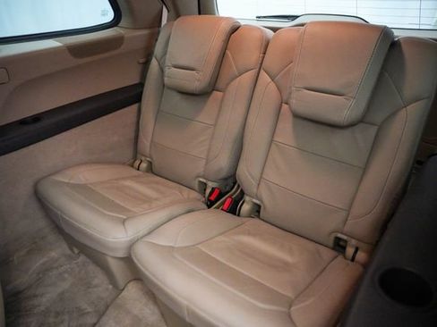 Used 2013 Mercedes-Benz GL 450 4MATIC image 26
