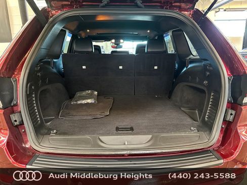 Used 2020 Jeep Grand Cherokee Altitude image 27
