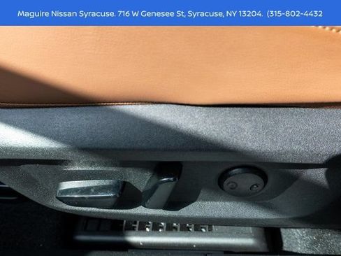 Certified 2024 Nissan Rogue Platinum w/ Platinum Premium Package AWD/4WD image 24