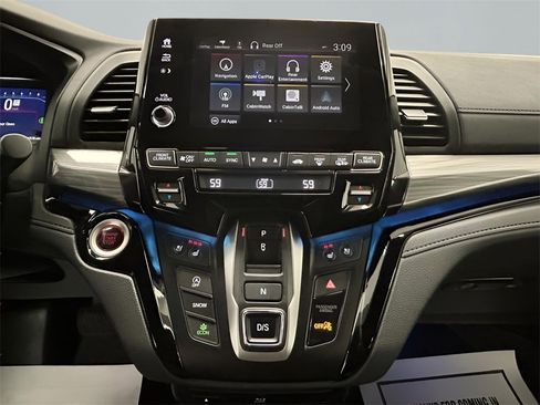 Used 2022 Honda Odyssey Elite image 17