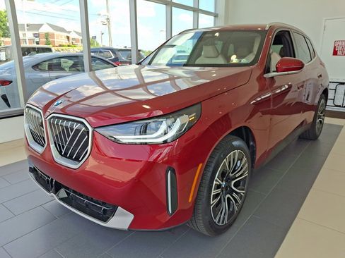 Certified 2026 BMW X3 xDrive30i w/ Premium Package AWD/4WD image 3