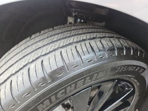 Used 2024 Chevrolet Equinox LS w/ LS Convenience Package FWD image 28