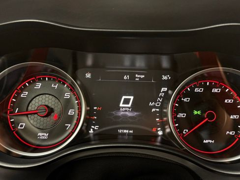 Used 2019 Dodge Charger GT RWD image 40