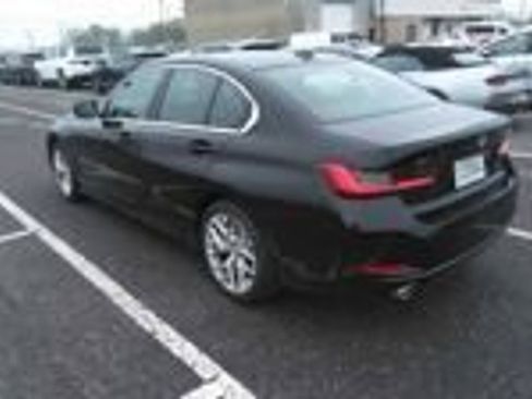 Used 2025 BMW 330i xDrive Sedan image 3