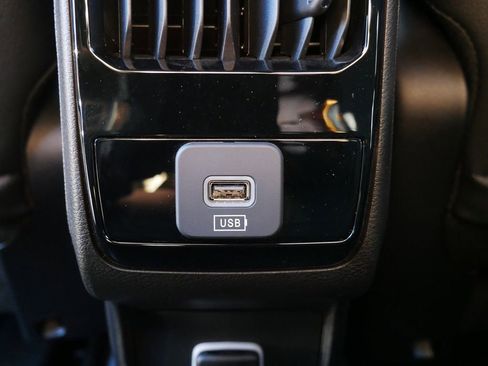 New 2026 Jeep Compass Latitude image 28