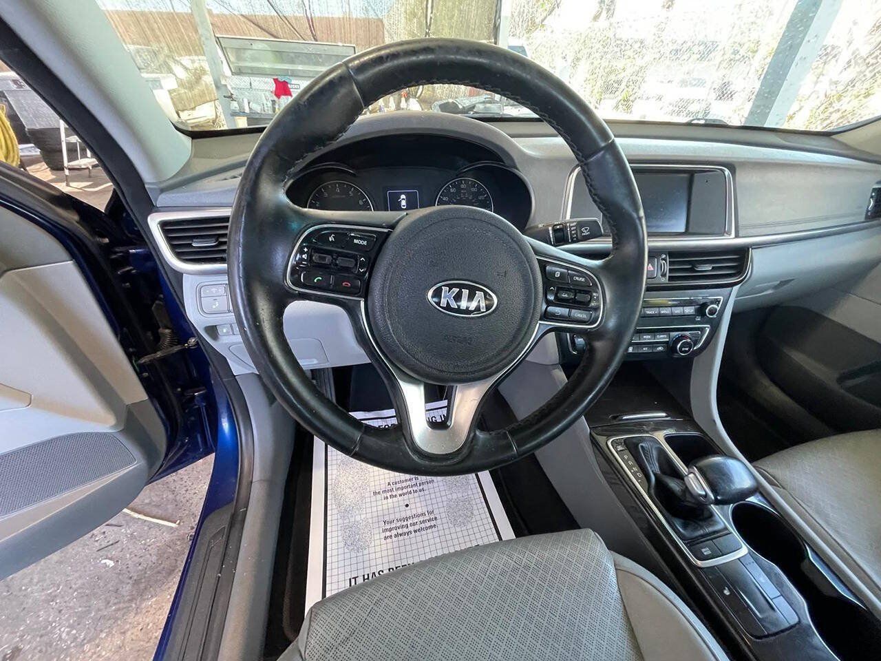 Used 2018 Kia Optima EX FWD image 2