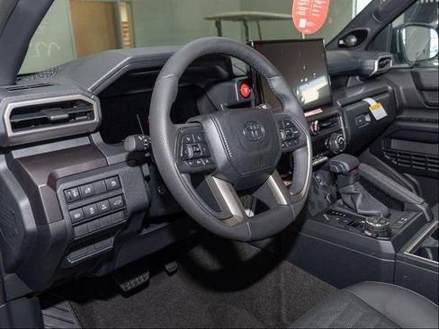 New 2026 Toyota 4Runner TRD Off-Road Premium AWD/4WD image 10