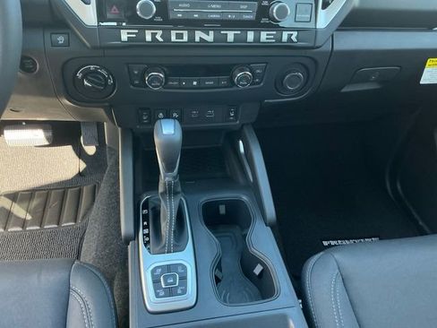 New 2026 Nissan Frontier SV w/ SV Convenience Package image 12