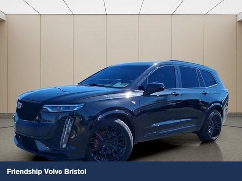Used 2020 Cadillac XT6 Sport w/ Platinum Package AWD/4WD image 1