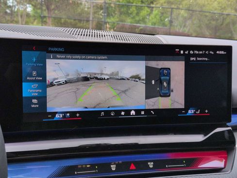 Used 2025 BMW M5 w/ Carbon Package image 30