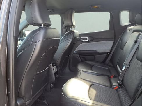 Used 2024 Jeep Compass Latitude AWD/4WD image 21