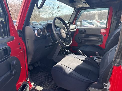 Used 2008 Jeep Wrangler X image 14