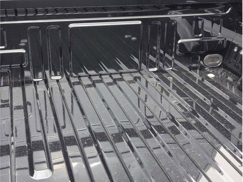 New 2025 Ford F150 Lariat w/ Equipment Group 502A High image 17