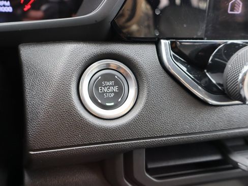 Used 2025 Chevrolet Colorado W/T w/ WT Custom Package image 12