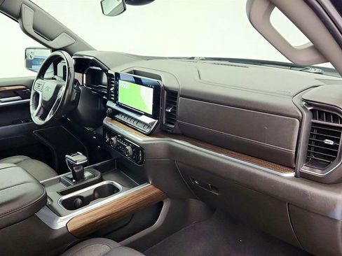 Used 2023 Chevrolet Silverado 1500 RST image 25