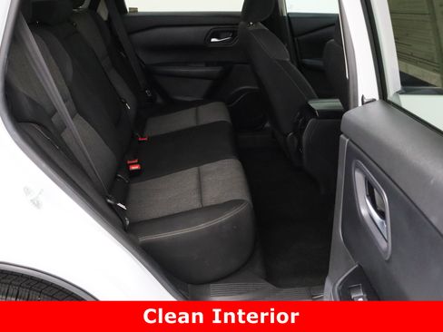 Used 2024 Nissan Rogue SV image 35