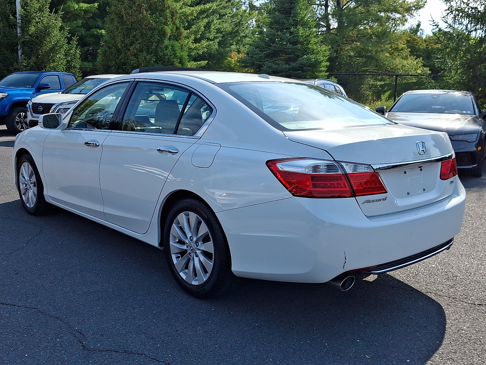 Used 2015 Honda Accord EX-L image 4
