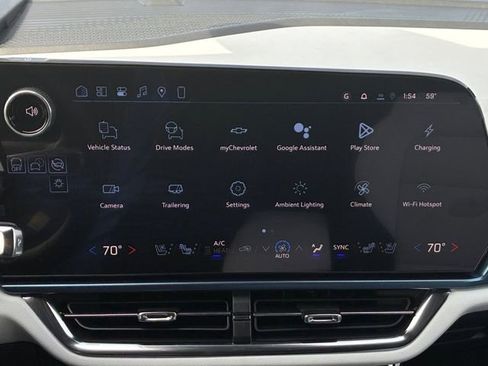 New 2026 Chevrolet Equinox EV LT image 25