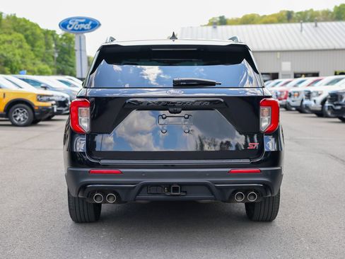 Used 2023 Ford Explorer ST AWD/4WD image 5